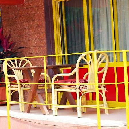 Hotel Little Italy Calangute Esterno foto