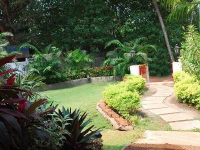 Hotel Little Italy Calangute Esterno foto