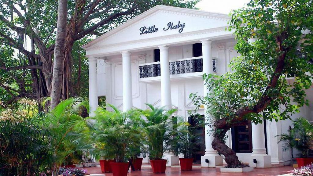 Hotel Little Italy Calangute Esterno foto