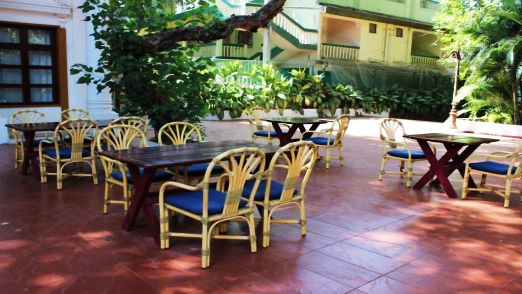 Hotel Little Italy Calangute Esterno foto