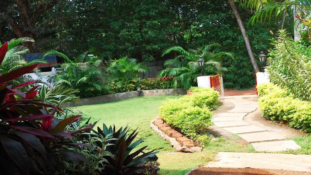 Hotel Little Italy Calangute Esterno foto