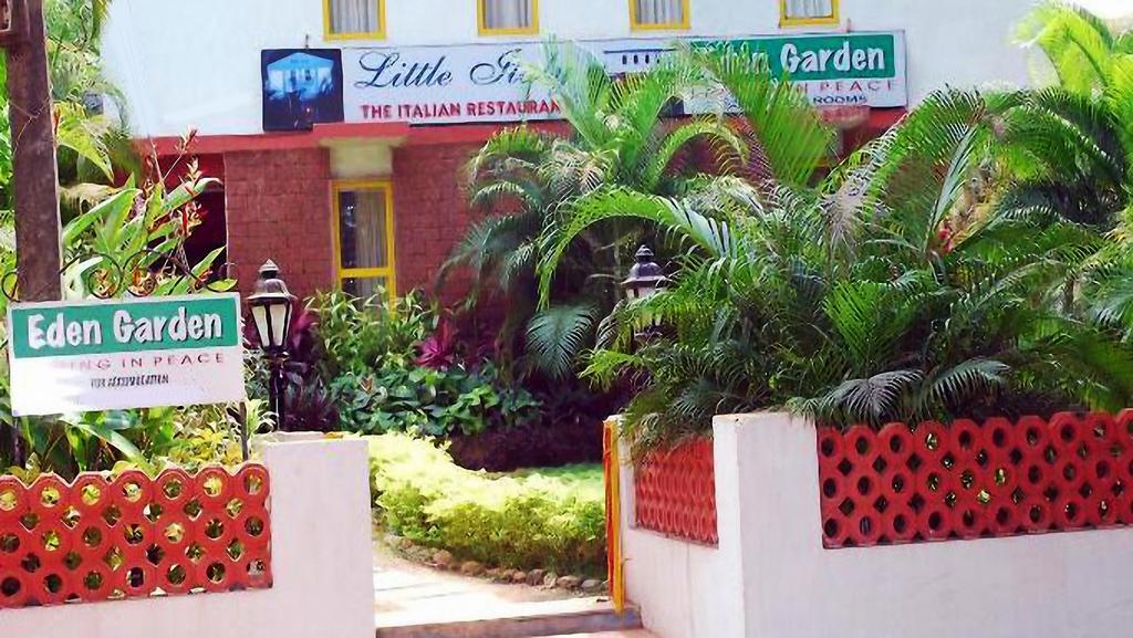 Hotel Little Italy Calangute Esterno foto