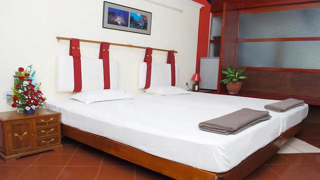 Hotel Little Italy Calangute Esterno foto